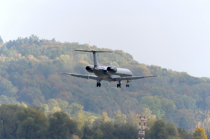 trilogy-aviation-airplane-landing