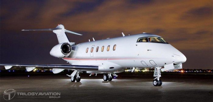 charter a challenger 300 private jet