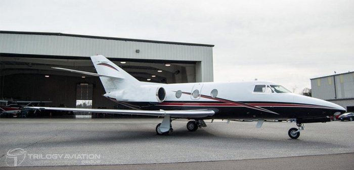 falcon 10 jet charter flights